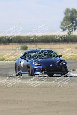 media/Sep-14-2025-Speed Ventures (Sun) [[b2951cd086]]/Orange/Session 2 (Grapevine)/